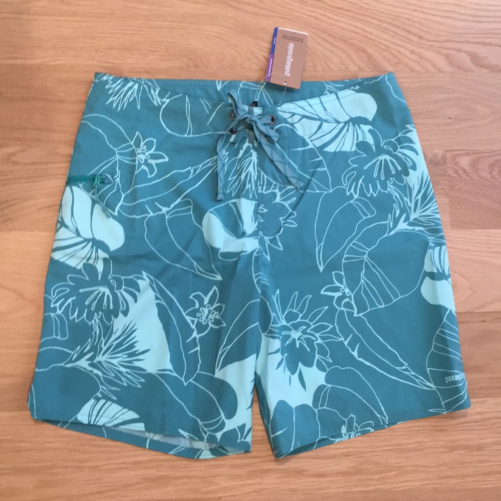 NWT Patagonia Women’s Board Shorts